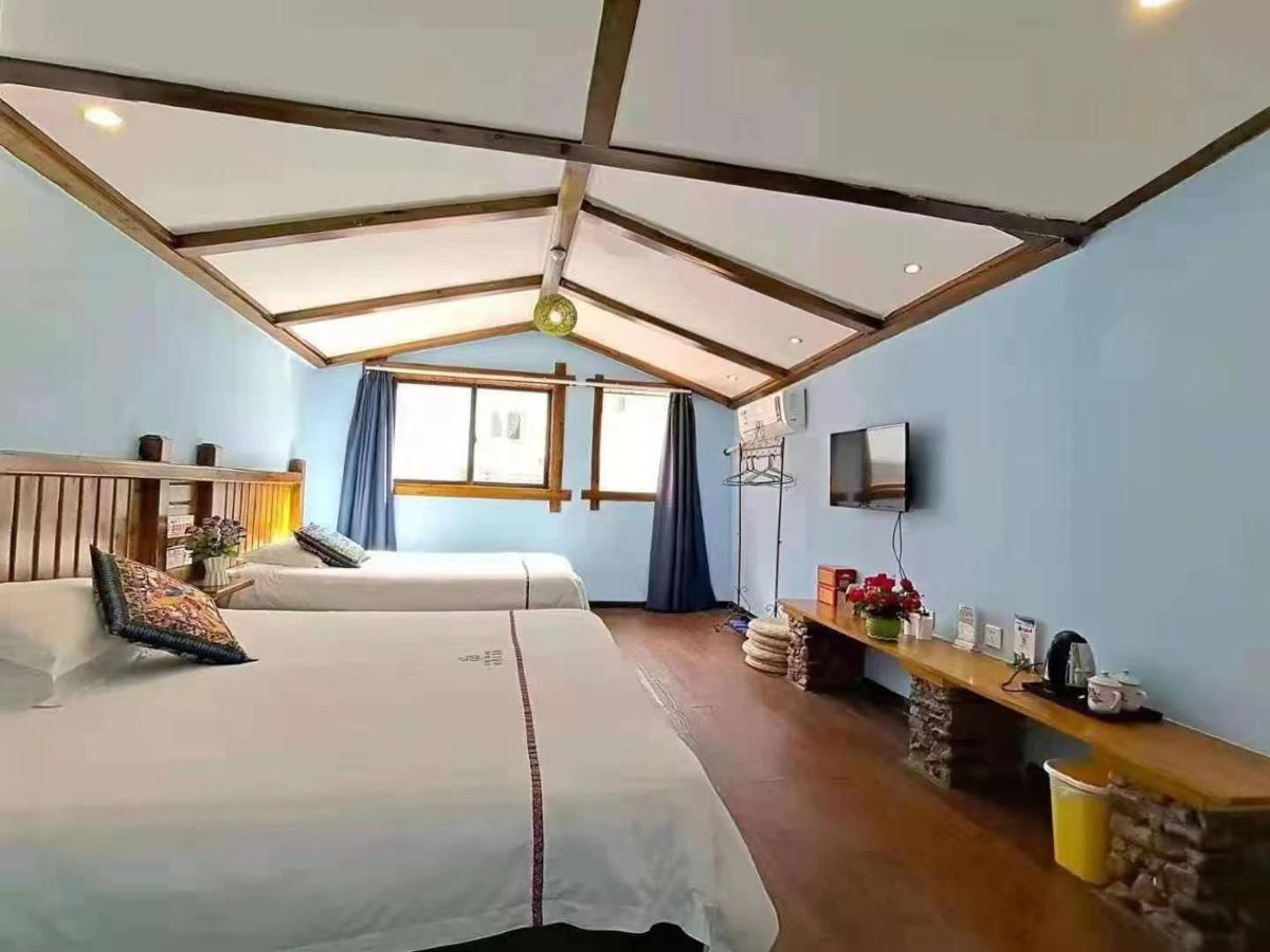 Zhangjiajie April Hostel Luaran gambar