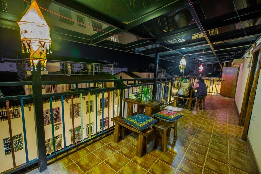 Zhangjiajie April Hostel Luaran gambar